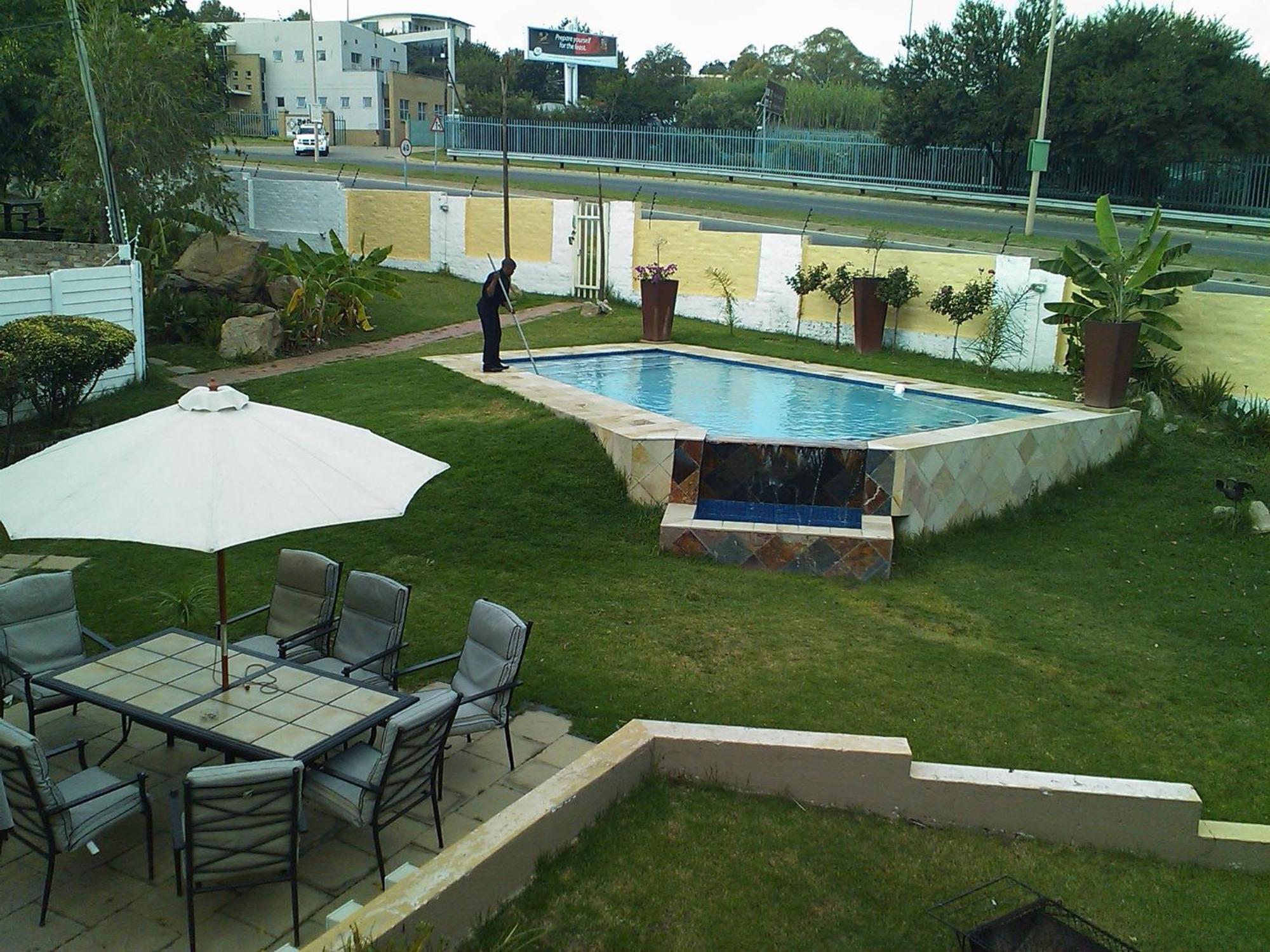 Villa Via Hotel Midrand Luaran gambar