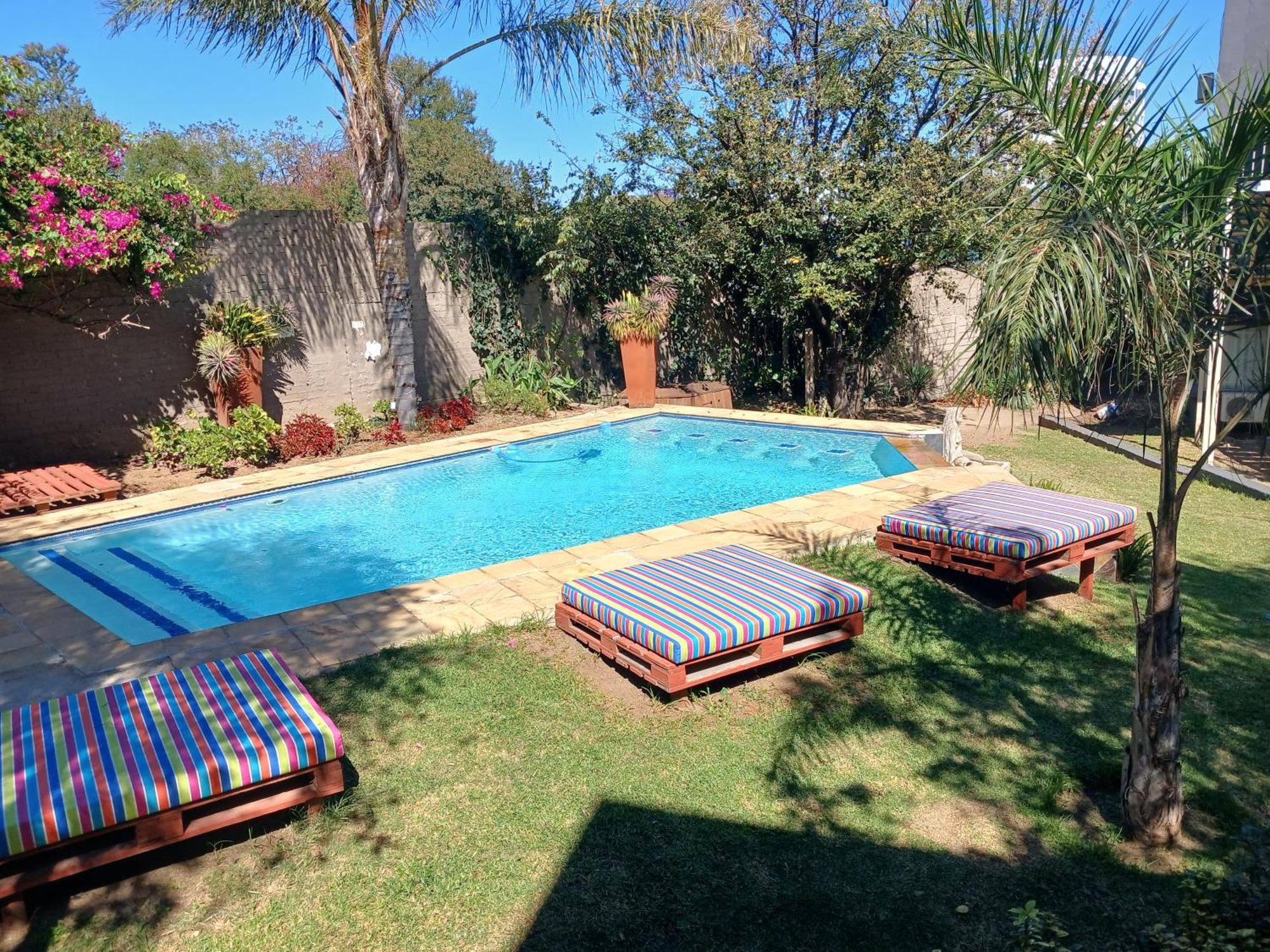 Villa Via Hotel Midrand Luaran gambar